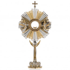 Monstrance for celebration host decorated with angels