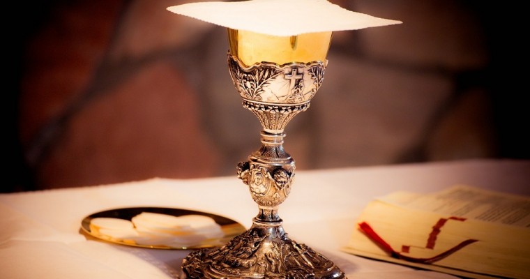 The Priest Chalice: a short guide to a conscious choice