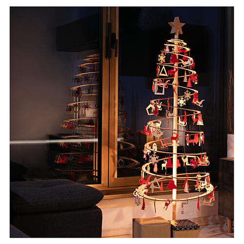 Large oval Christmas tree SPIRA 140 cm