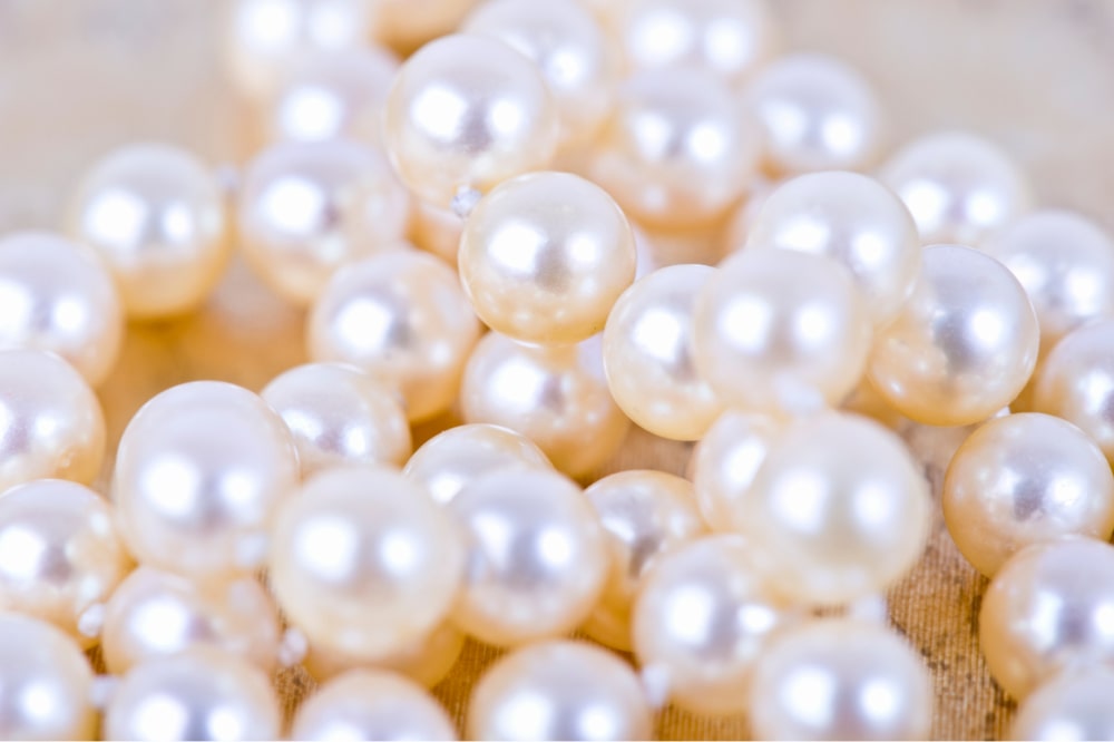 What are freshwater pearls?
